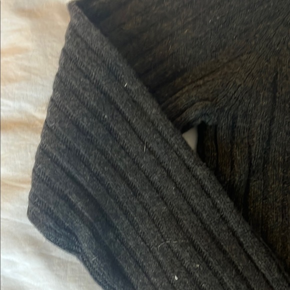 Abercrombie & Fitch Men's dark charcoal gray Sweater - Picture 5 of 5